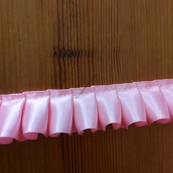 25mm Box Pleated Bubblegum Pink Ribbon