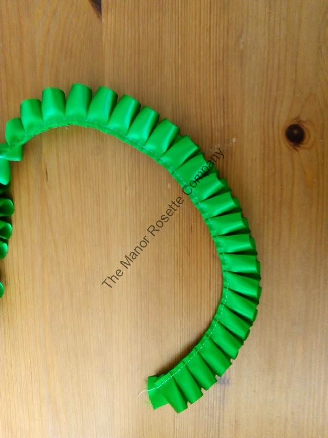 25mm Box Pleated Ribbon - Green